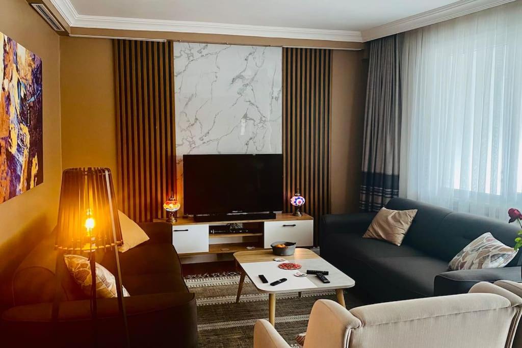 דירות איסטמבול Sisli Osmanbey Taksim Large Terrace, Quietness And Space מראה חיצוני תמונה