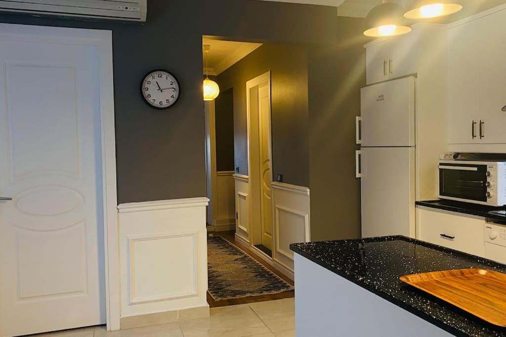 דירות איסטמבול Sisli Osmanbey Taksim Large Terrace, Quietness And Space מראה חיצוני תמונה